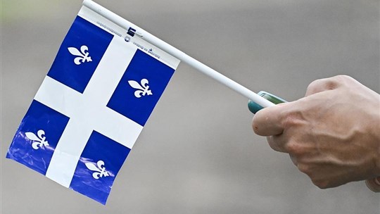 L'usage du français dans l'espace public est stable au Québec, selon l'OQLF
