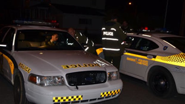 Un homme armé se barricade à St-Georges-de-Champlain, des coups de feu entendus