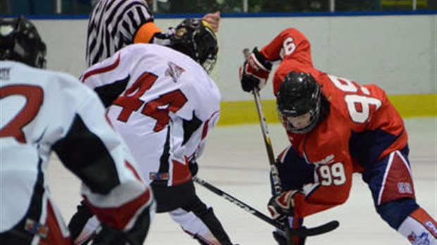 Des milliers de hockeyeurs à Trois-Rivières