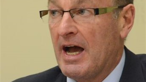 Yves Lévesque appelle au renversement du gouvernement
