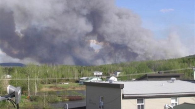 Les flammes à trois kilomètres de Parent