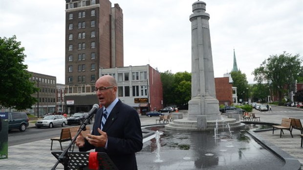 La place Pierre-Boucher rénovée