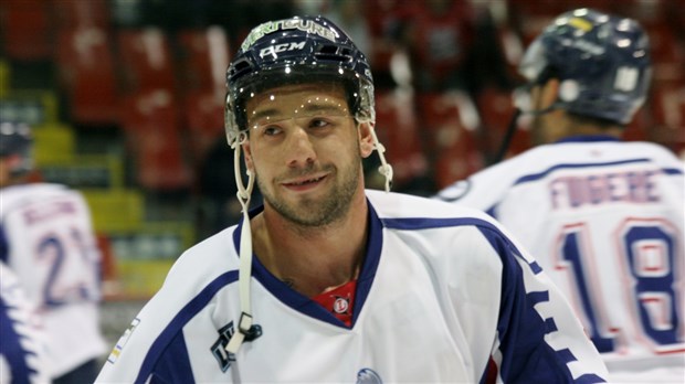   LNAH: lancement de la saison 2014-2015 au Colisée de Trois-Rivières