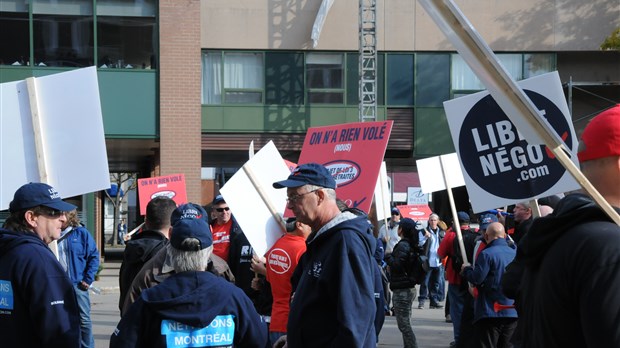 Conseil général du PLQ à Trois-Rivières:700 délégués–500 manifestants