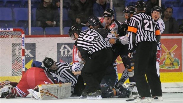 Turbulente victoire de 9 à 0 pour le Blizzard Cloutier Nord-Sud contre l'Isothermic