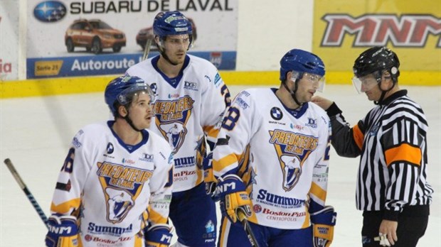 Victoire du Blizzard 10 à 4 contre Laval