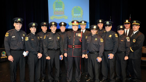 Des policiers et pompiers de Trois-Rivières se distinguent