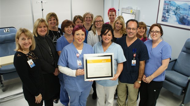 Un prix québécois en cancérologie remis à l’équipe de la clinique d’hémato-oncologie