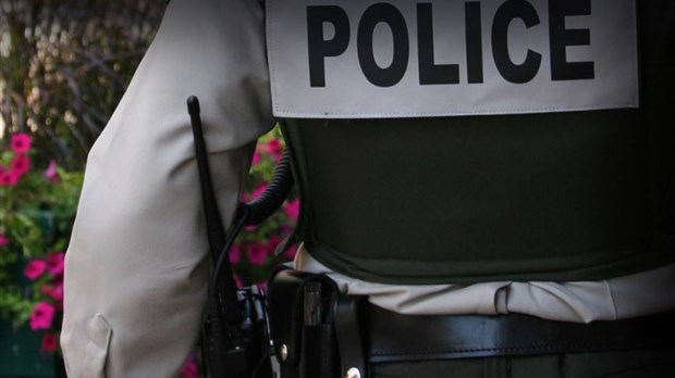 Le signalement d'un colis suspect provoque une opération policière