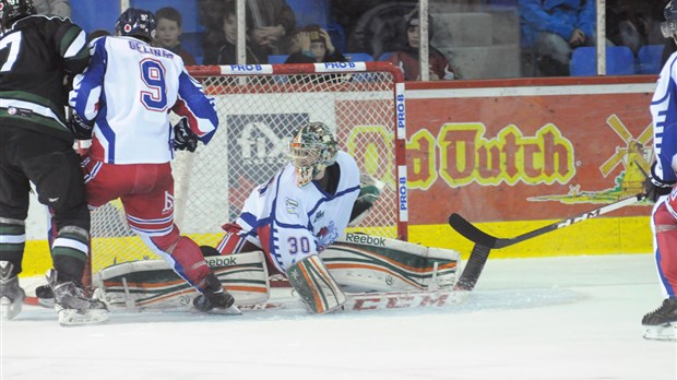 Le Blizzard Cloutier Nord-Sud quitte Jonquière avec un gain de 7 à 2