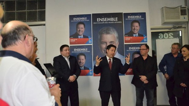 La vague rouge passe par Champlain