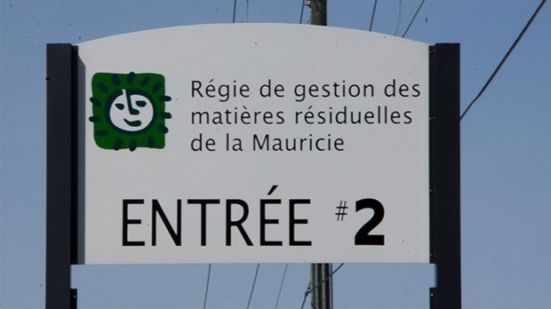 Vandalisme sur des camions de vidange de fosses septiques