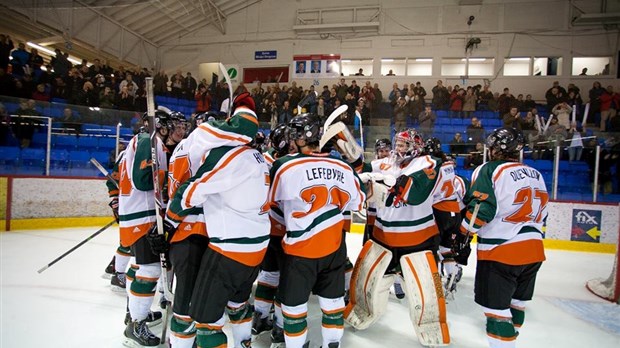 Direction demi-finale du Championnat canadien pour les Patriotes