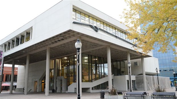 Trois-Rivières termine l'année 2014 avec un surplus de 14 M$