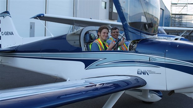 L'École nationale d'aérotechnique de Saint-Hubert va chercher ses nouveaux étudiants en avion