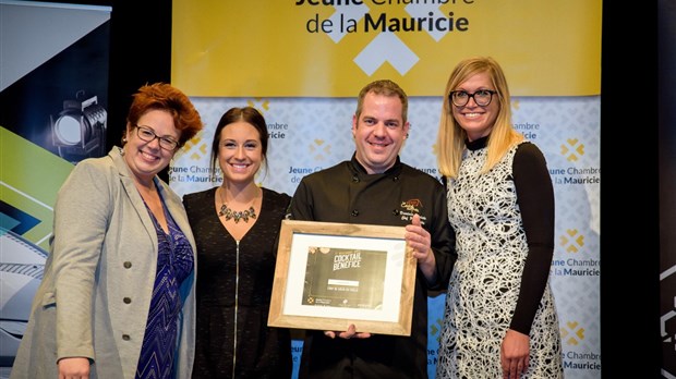 Un Cocktail-bénéfice réussi pour la Jeune Chambre