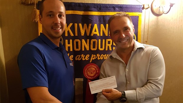Le Ribfest remet 10 000$ au club Kiwanis de Trois-Rivières