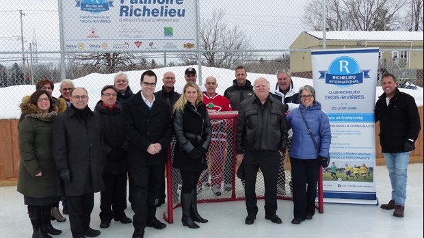 Inauguration de la patinoire Richelieu dans le secteur Adélard-Dugré