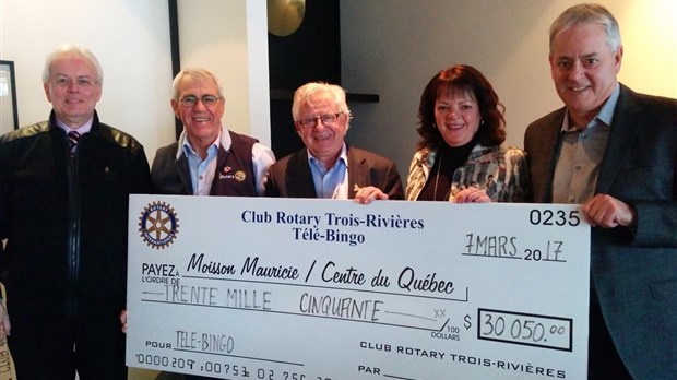 Le Club Rotary de Trois-Rivières et de Cap-de-la-Madeleine remet un don à Moisson MCDQ
