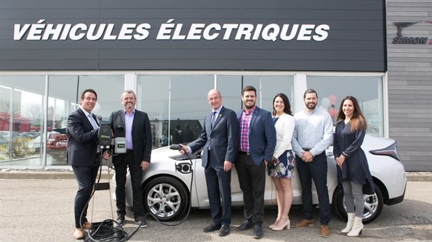 La famille André ouvre une concession de véhicules  entièrement électriques à Trois-Rivières