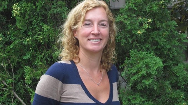 Virginie Laurin, enseignante de chimie, couronnée leadeur en santé et sécurité du travail par la CNESST