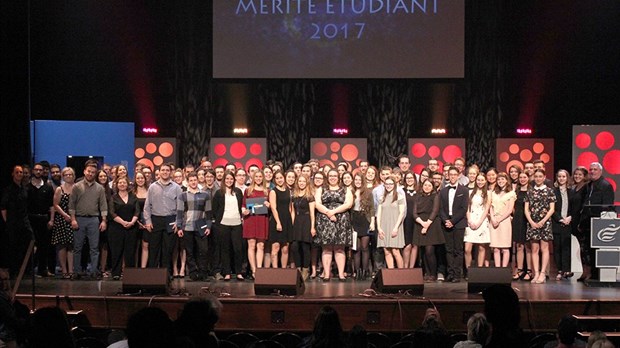 La Fondation et le Cégep de Trois-Rivières remettent 33 000 $ en bourses lors de son Gala du mérite étudiant