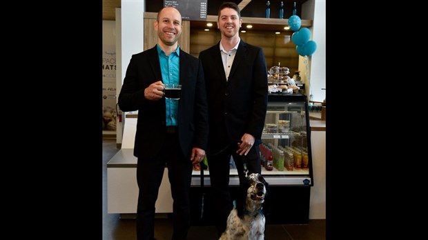 L’Hôpital vétérinaire Les Rivières inaugure de nouveaux locaux et le tout premier café canin Mordant 
