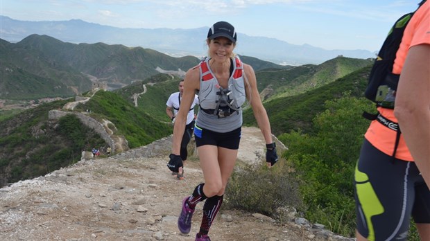 Courir sur la Grande Muraille de Chine : défi relevé pour Josée Simard