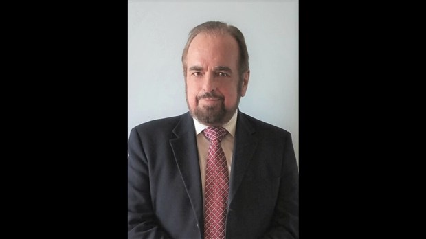 L’avocat André Mélançon, candidat dans Châteaudun