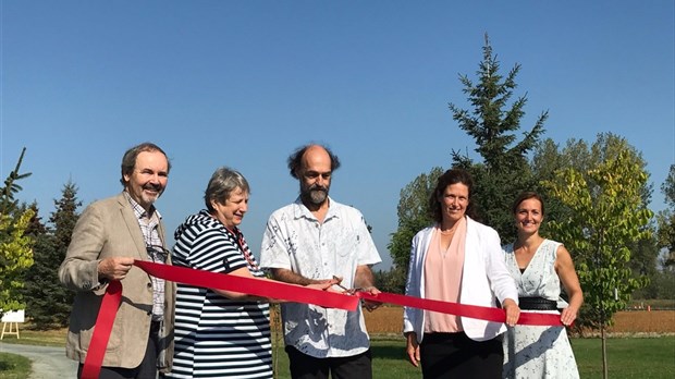 Bécancour inaugure  « Les Jardins du Marais » 