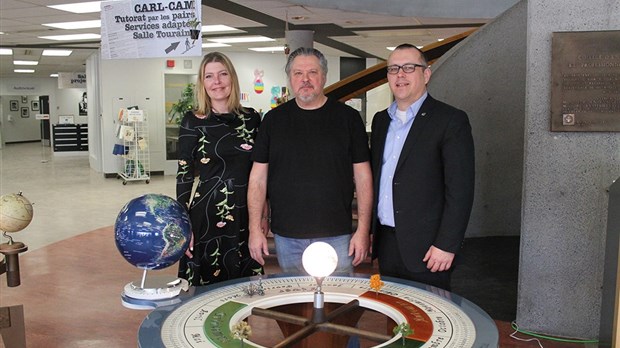 Dévoilement de l’Horloge Espace-temps au Cégep de Trois-Rivières