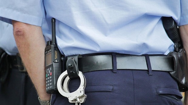 Arrestation d'un mineur en lien avec des voies de fait