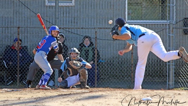 Les Blue Sox ont pris l’avance dans la finale avec trois points