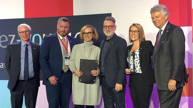 La Zone entrepreneuriale du Cégep reçoit un prix pour le mentorat pour entrepreneurs