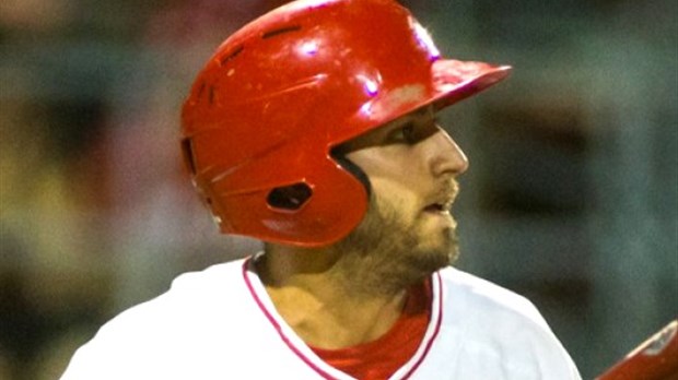 Baseball: David Glaude passe des Aigles aux Capitales et TJ White effectue l'inverse