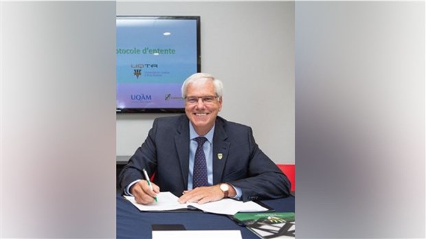 Le recteur de l’UQTR Daniel McMahon salue la main tendue par les gouvernements à l’endroit de l’Université de l’Ontario français