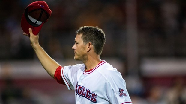 Les Aigles retireront le numéro 22 de Matthew Rusch  