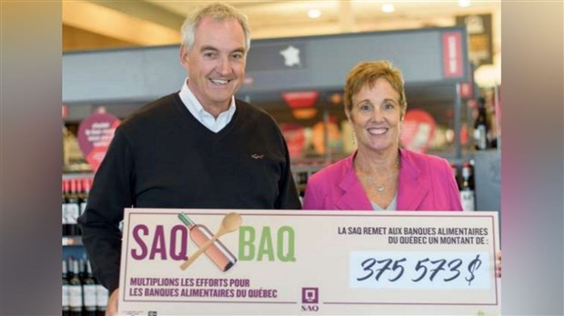 À temps pour la rentrée, la SAQ remet 375 573 $ au réseau des Banques alimentaires du Québec (BAQ) 