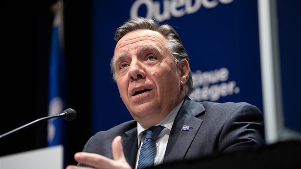 Des efforts à faire d'ici Noël pour pouvoir « ouvrir les vannes », dit Legault