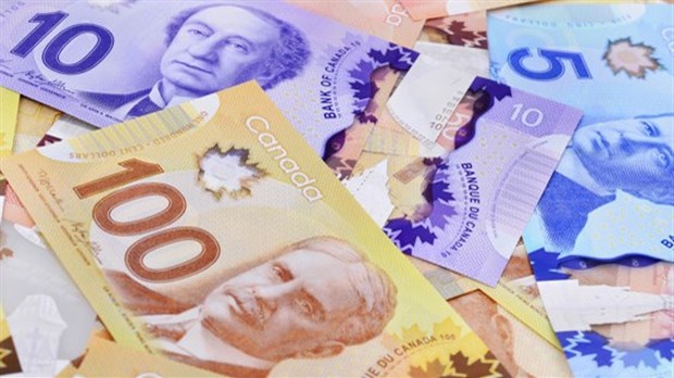 Le salaire minimum augmentera à 13,50 $/h à partir de mai 2021