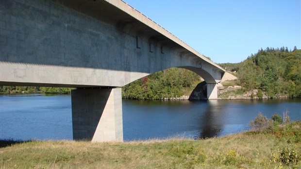 Route 155 à Shawinigan: un premier pas pour le projet de reconstruction du pont des Piles