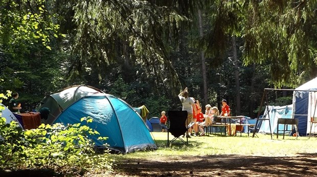 Port du masque et distanciation : Québec annonce plus d’inspections dans les campings