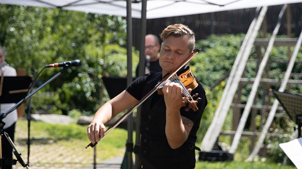 L’Orchestre symphonique de Longueuil de passage au centre d'hébergement Vigi Les Chutes