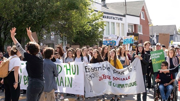 Des étudiants de l'UQTR invitent à une marche pour la relance verte