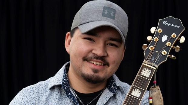 L’artiste Atikamekw Nikan Awashish reçoit la bourse Impulsion 