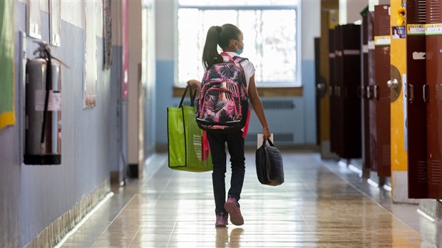 Les tests de dépistage rapide disponibles dans tous les écoles primaires du Québec