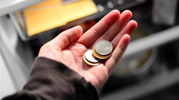 Salaire minimum à 18 $ l'heure : des groupes et des syndicats se mobilisent