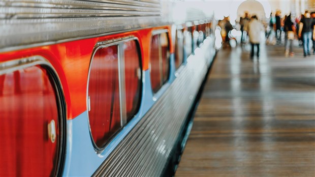 Construction d'un train à haute fréquence avec un arrêt à Trois-Rivières