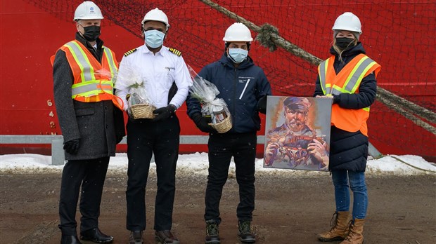 Le Federal Saint-Laurent, premier navire de 2022 au Port de Trois-Rivières 