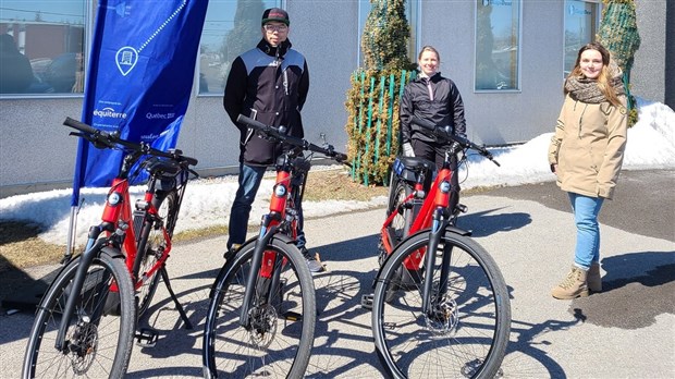 Des vélos à assistance électrique pour remplacer les déplacements en auto